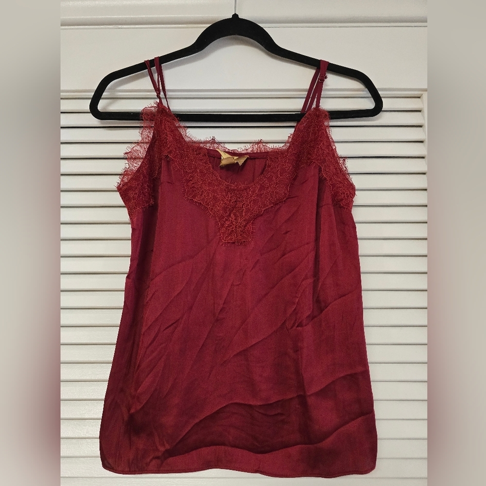 H&M - Red Sleeveless Cami Textured Top With Lace & Adjustable Straps